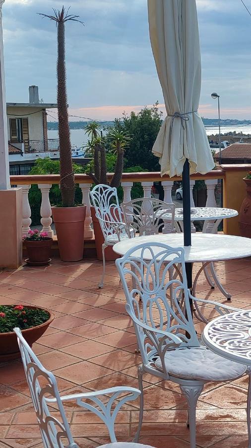 B&B "Raggio Di Sole" Le Castella  Ngoại thất bức ảnh